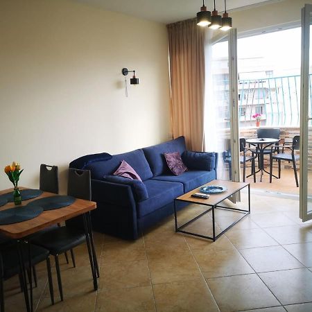 Riviera Deluxe Apartments Vlorë Exterior foto